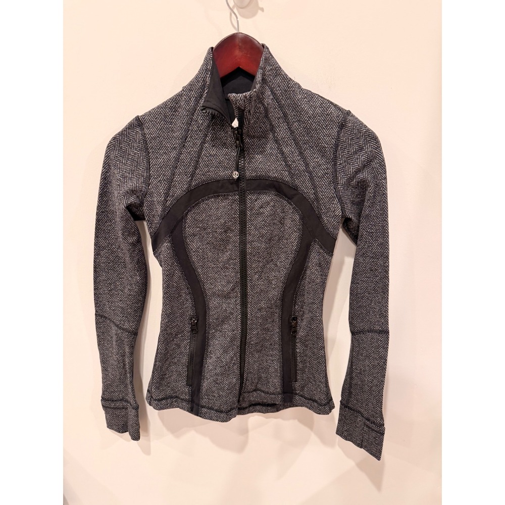 Lululemon Define‎ Jacket Herringbone Black Gray Size 4 Full Zip Thumbholes